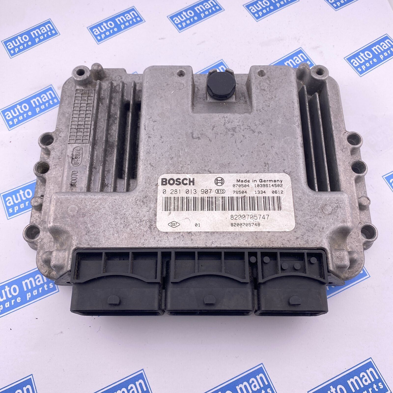 CALCULATEUR SCENIC II 1.9 DCI 130- VIERGE- BOSCH 0281013907 / 8200705747