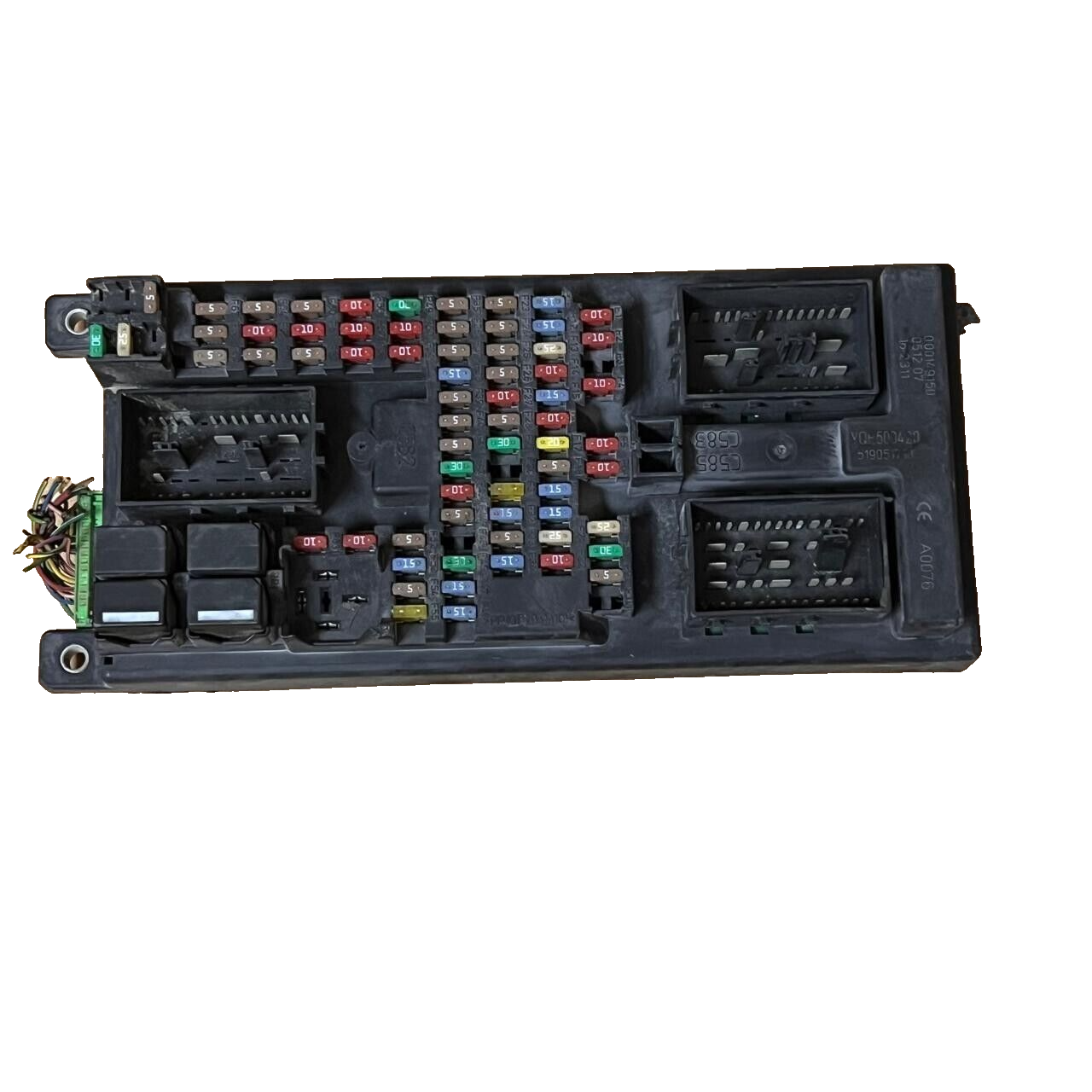 Land Rover Main Fuse Box TDV 6 Discovery 3 Range Rover YQE500420/519051718
