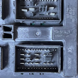 Land Rover Main Fuse Box TDV 6 Discovery 3 Range Rover YQE500420/519051718