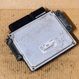 KIA Grand Sedona Engine Control Unit ECU 39104-4X945 R0412C057B 391044X945