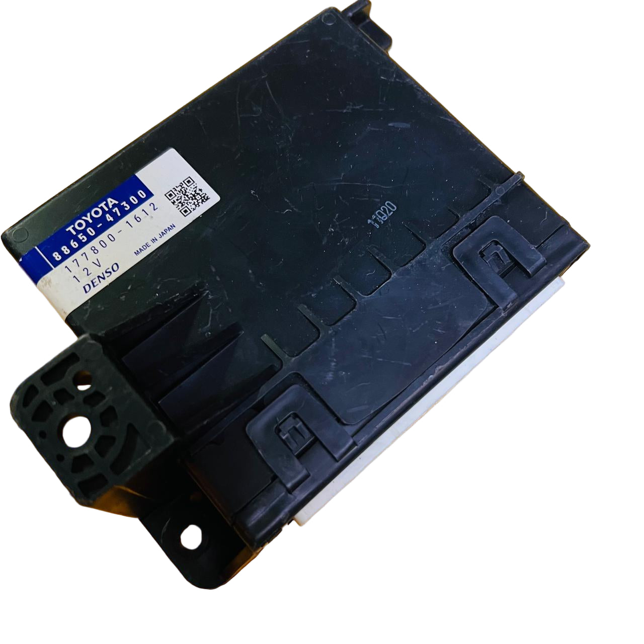 88650-47300 / 177800-1612/ 8865047300 / 1778001612 Toyota Prius RHD Heater Climate Control Module, automan spare parts