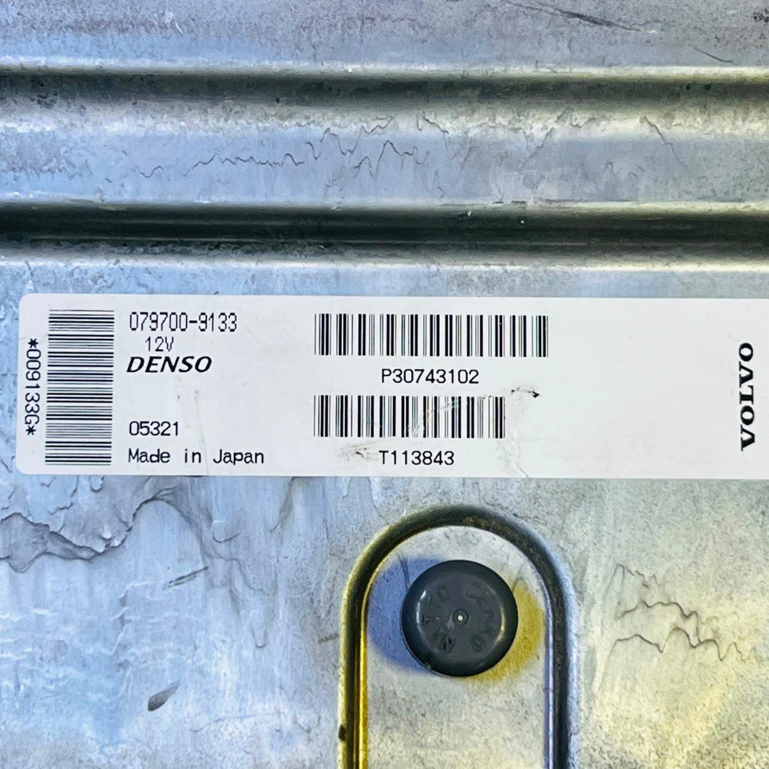 Volvo Engine Control Unit ECU P30743102 / Denso 079700-9133 Genuine OEM, automan spare parts