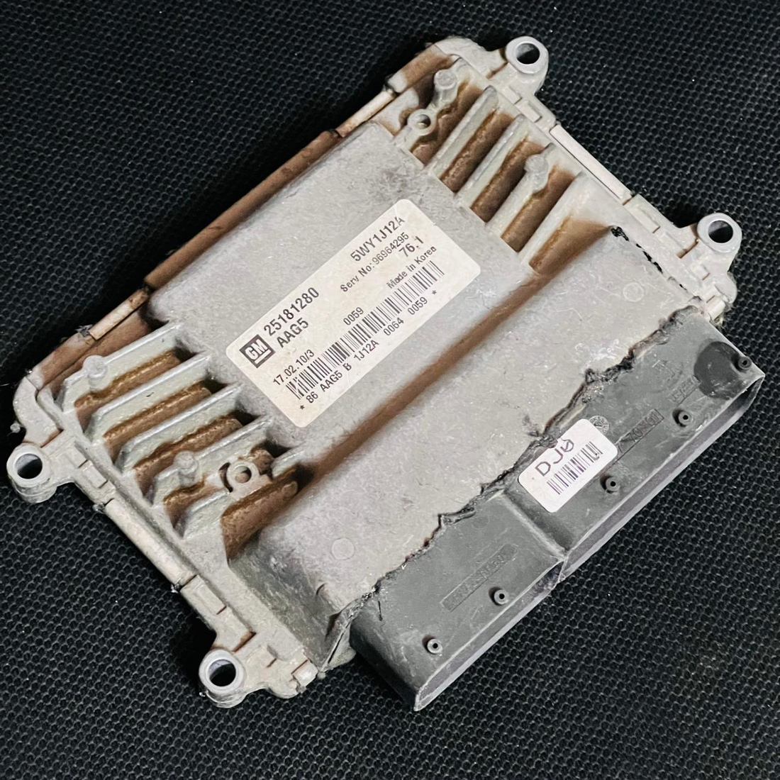 General Motors (GM) ECU with part number 25181280 / 5WY1J12A for Chevrolet Cruze 1.8L , automan spare parts, www.automanspareparts.com