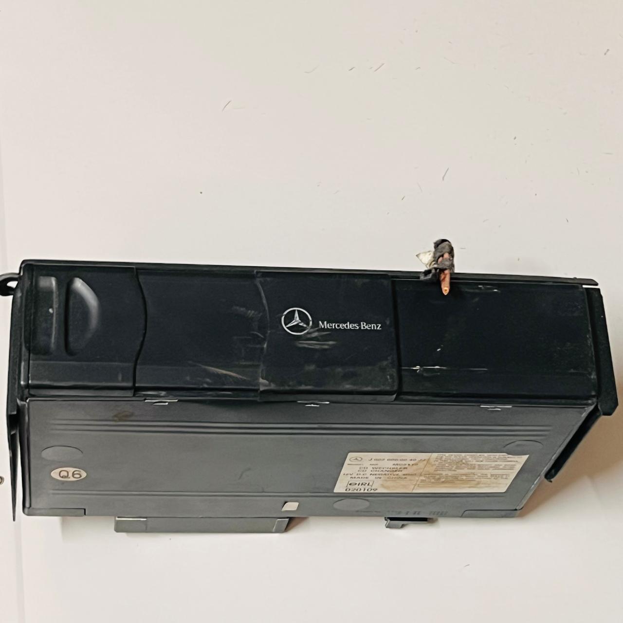 2003-2006 Mercedes CLK SL CD changer with Mag A2208274642 mc3330 A0028206289