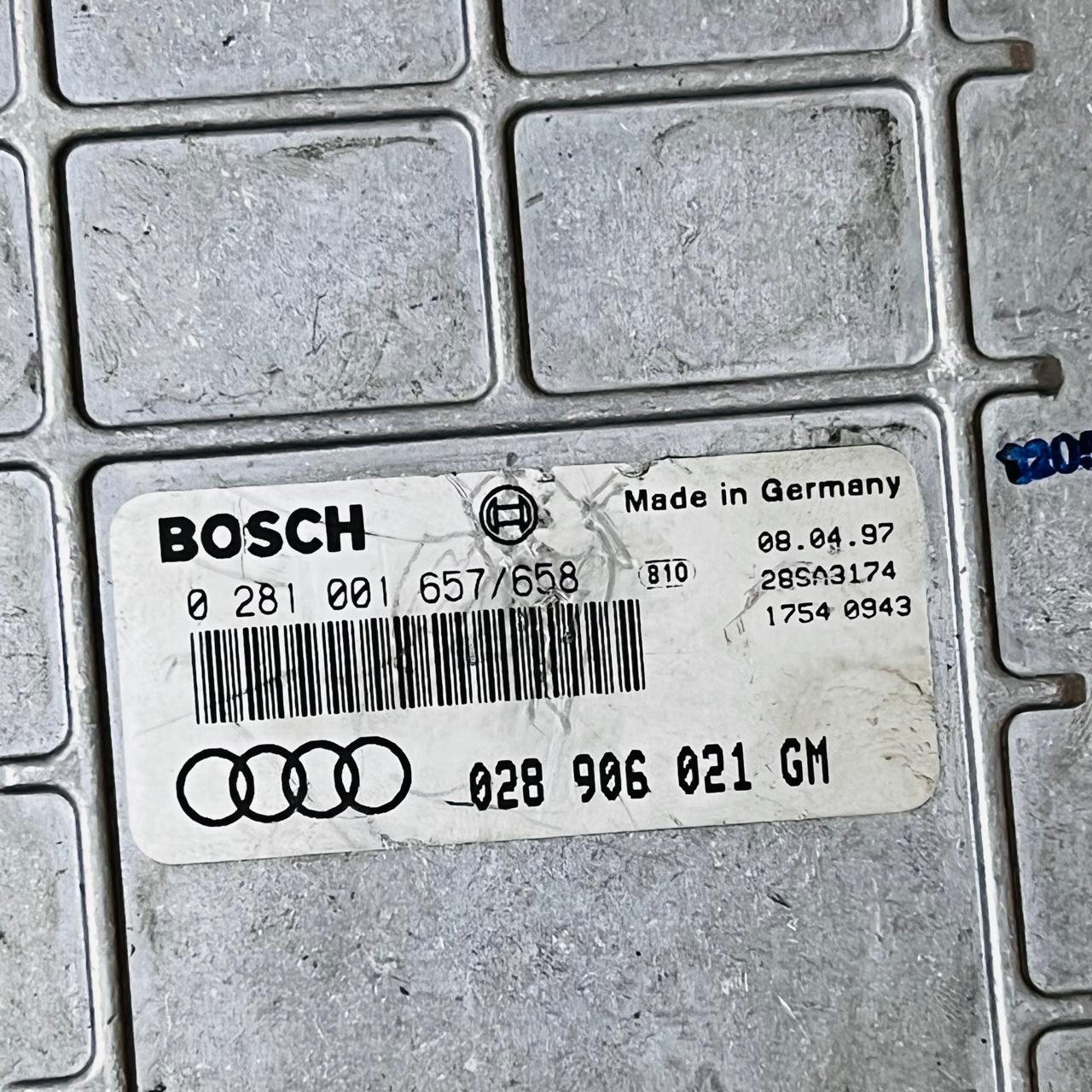 وحدة التحكم في محرك Audi VW Ecu 028906021gm 0281001657 0281001657 658