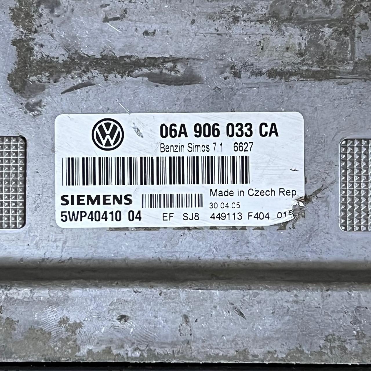وحدة التحكم في محرك Audi A3 8P 1.6i VW وحدة التحكم الإلكترونية 06A906033CA 5WP4041004