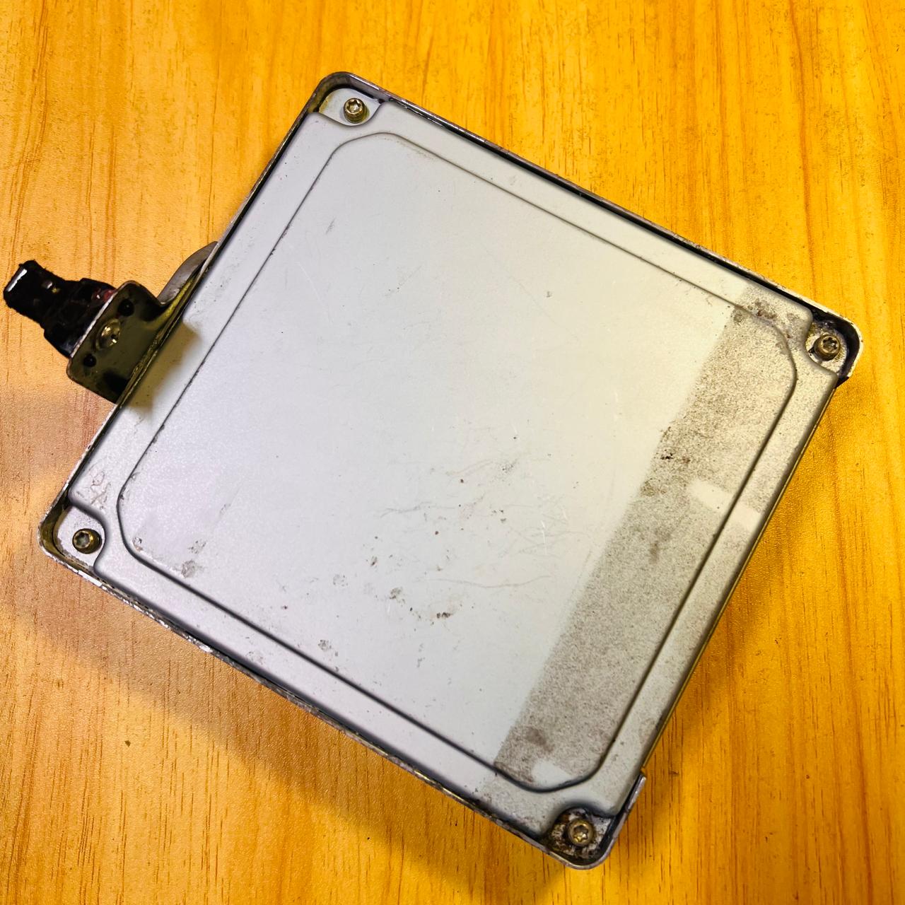 89666-52120 / 8966652120 / 212000-0300 / 2120000300 Toyota Funcargo ECU ECM OEM Jdm Engine Control Unit, automan spare parts