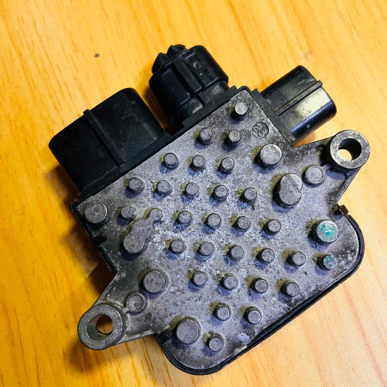 Nissan 370Z Cooling Fan Control Module 2009–2020 | Infiniti G37 Coupe 2008–2013 | Nissan Juke 2015 | OEM 8C27 A18700A28001, automan spare parts