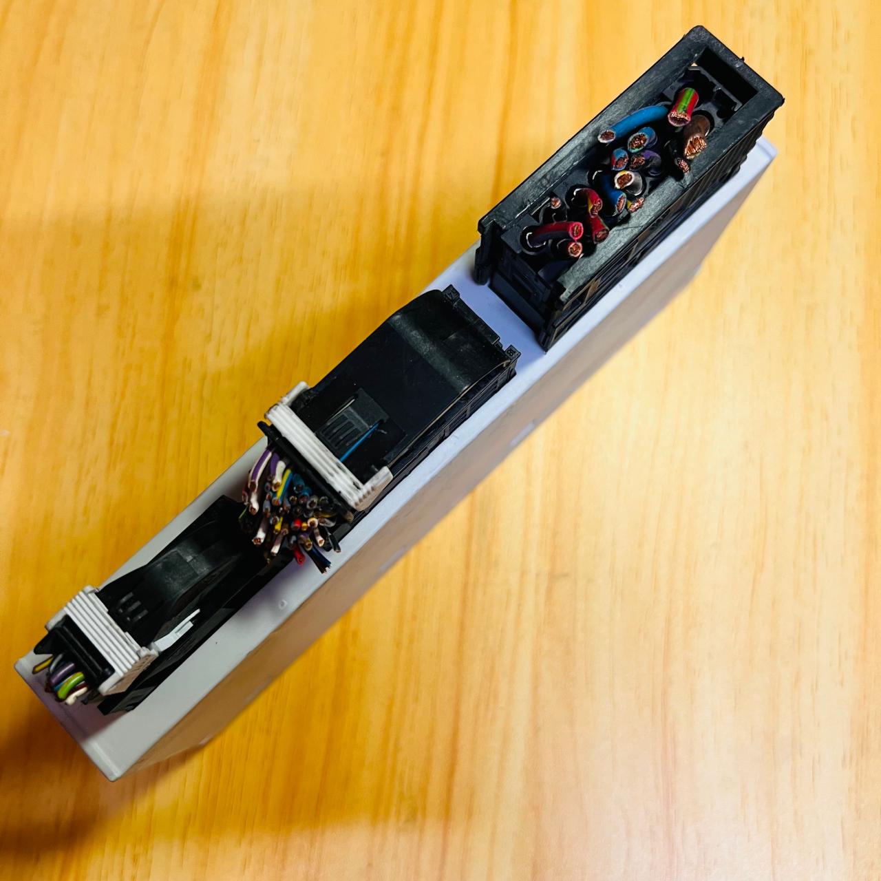 61.35-6-944-840 / 61356944840 / 6944840 / 57762110 Body Control Module BCM BMW X3, automan spare parts