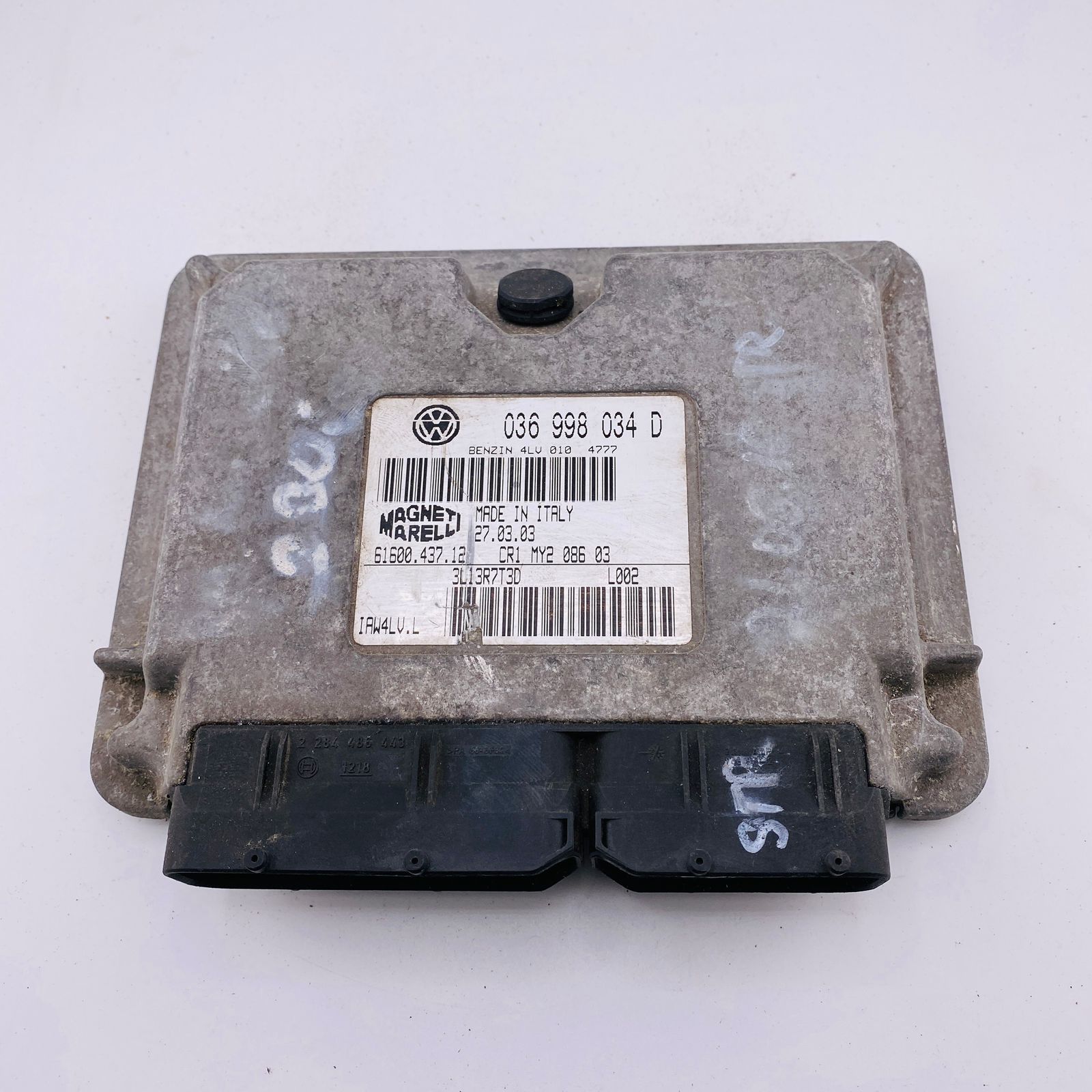 036998034D VW Polo 3 6N (النوع: 6N/6K)/ وحدة التحكم في محرك Vento