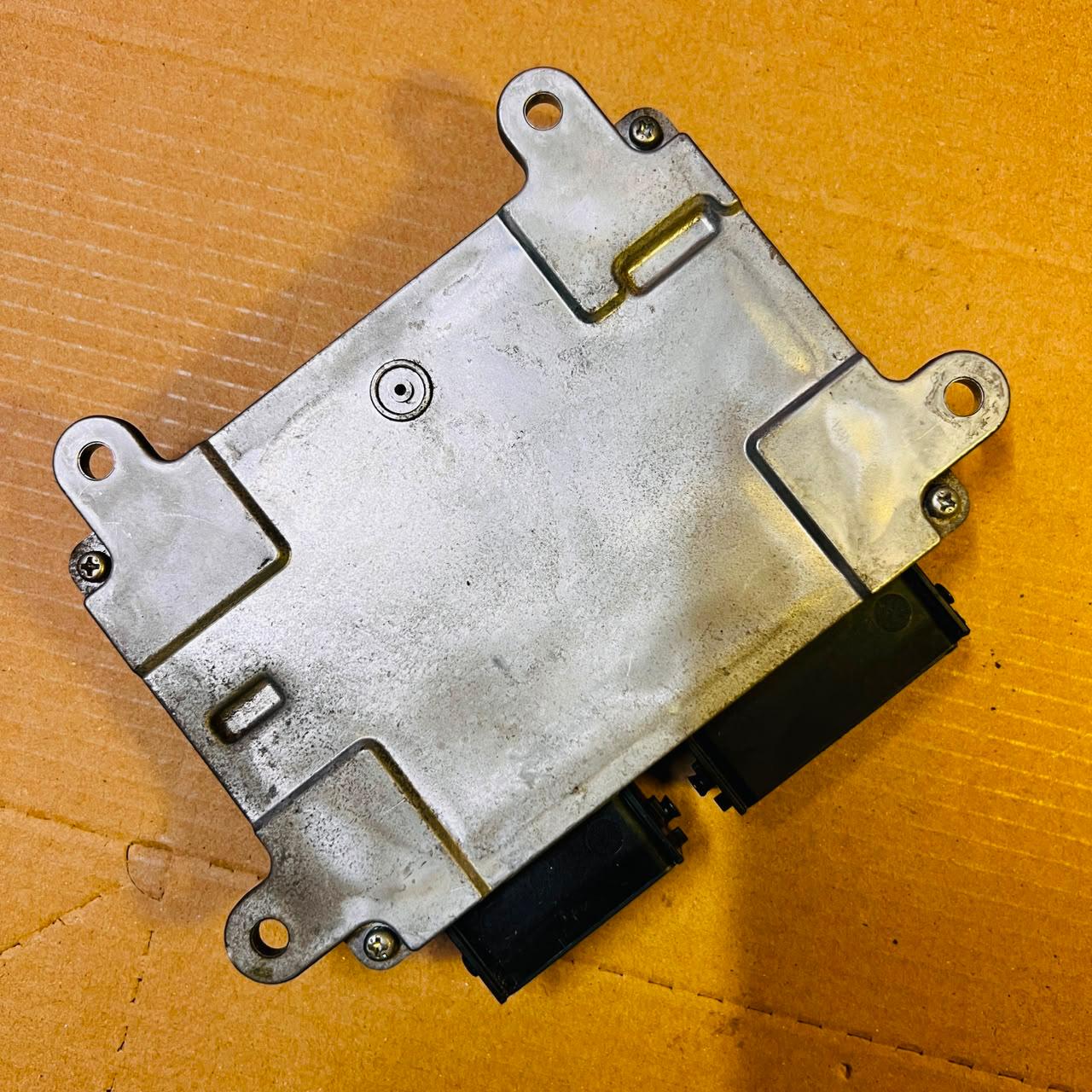 1860B525 / E6T78175H Mitsubishi Outlander Engine Control Unit ECU Genuine OEM 2011, AUTOMANSPAREPARTS