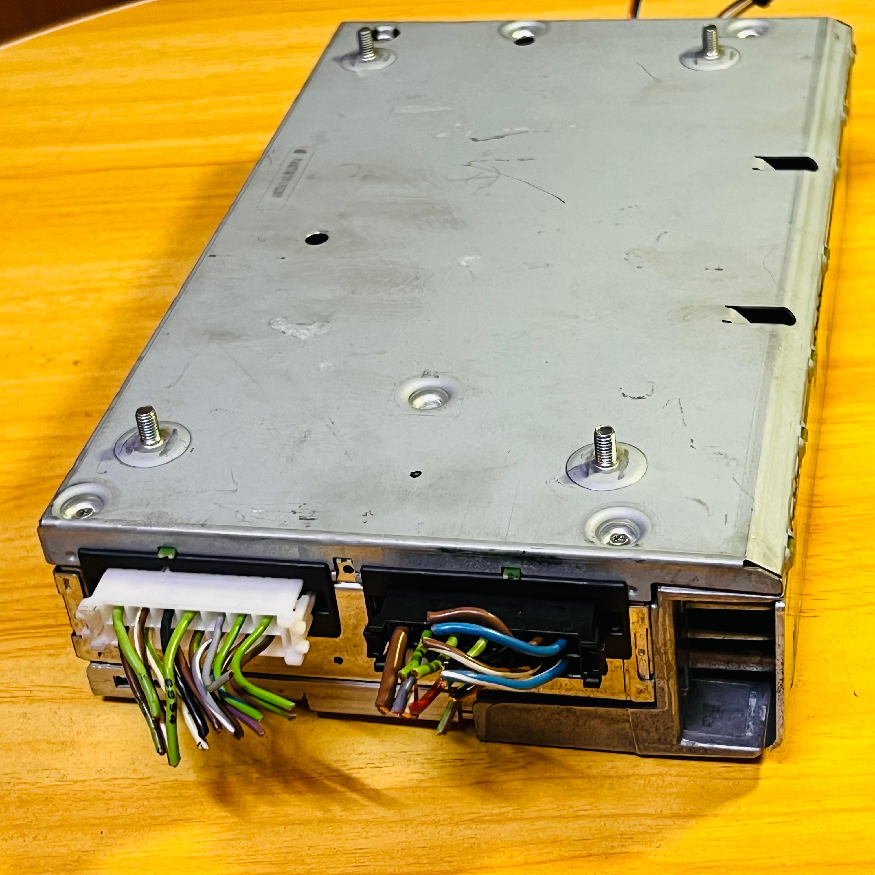 A2218701789 / A2218701889 Genuine Mercedes Amplifier for S-Class W221, automan spare parts