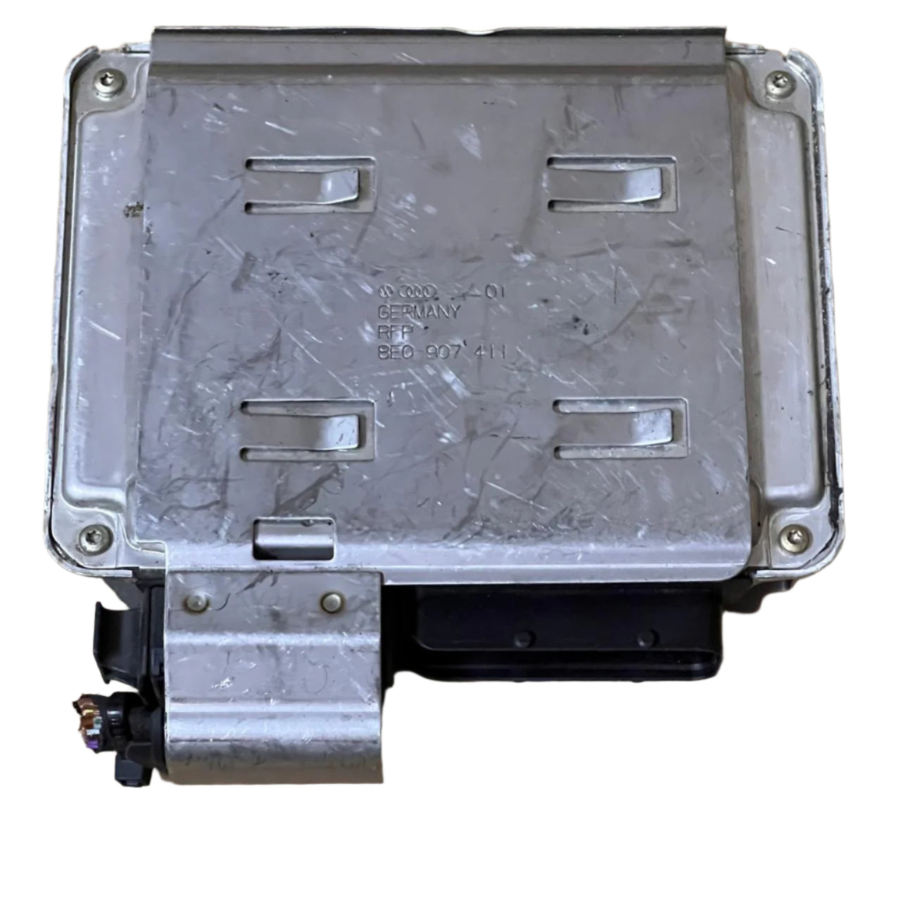 وحدة التحكم في محرك Audi A4 ECU ECM 8E0907411 OEM