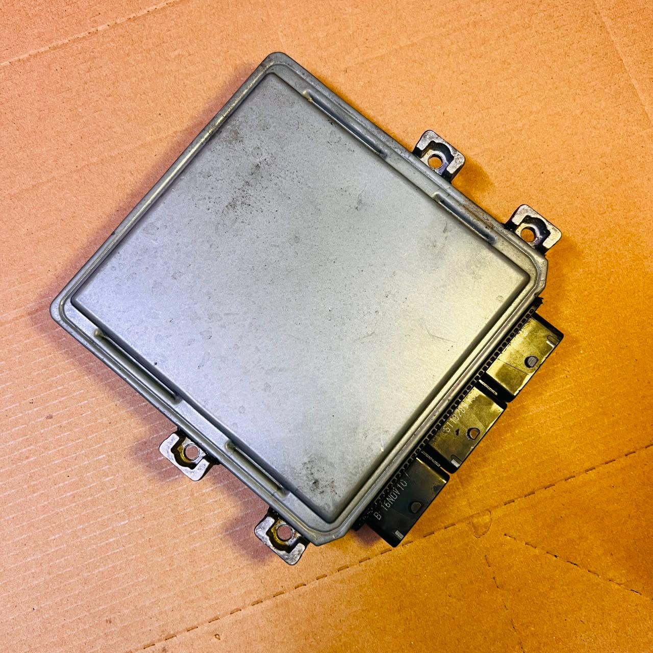 5WS40864F-T / AR79-12A650-AG / 5WS40864FT / AR7912A650AG 2011 Ford Territory SZ 2.7 TDCi Engine Control Unit ECU 5WS40864F-T / AR79-12A650-AG Genuine OEM, automan spare parts