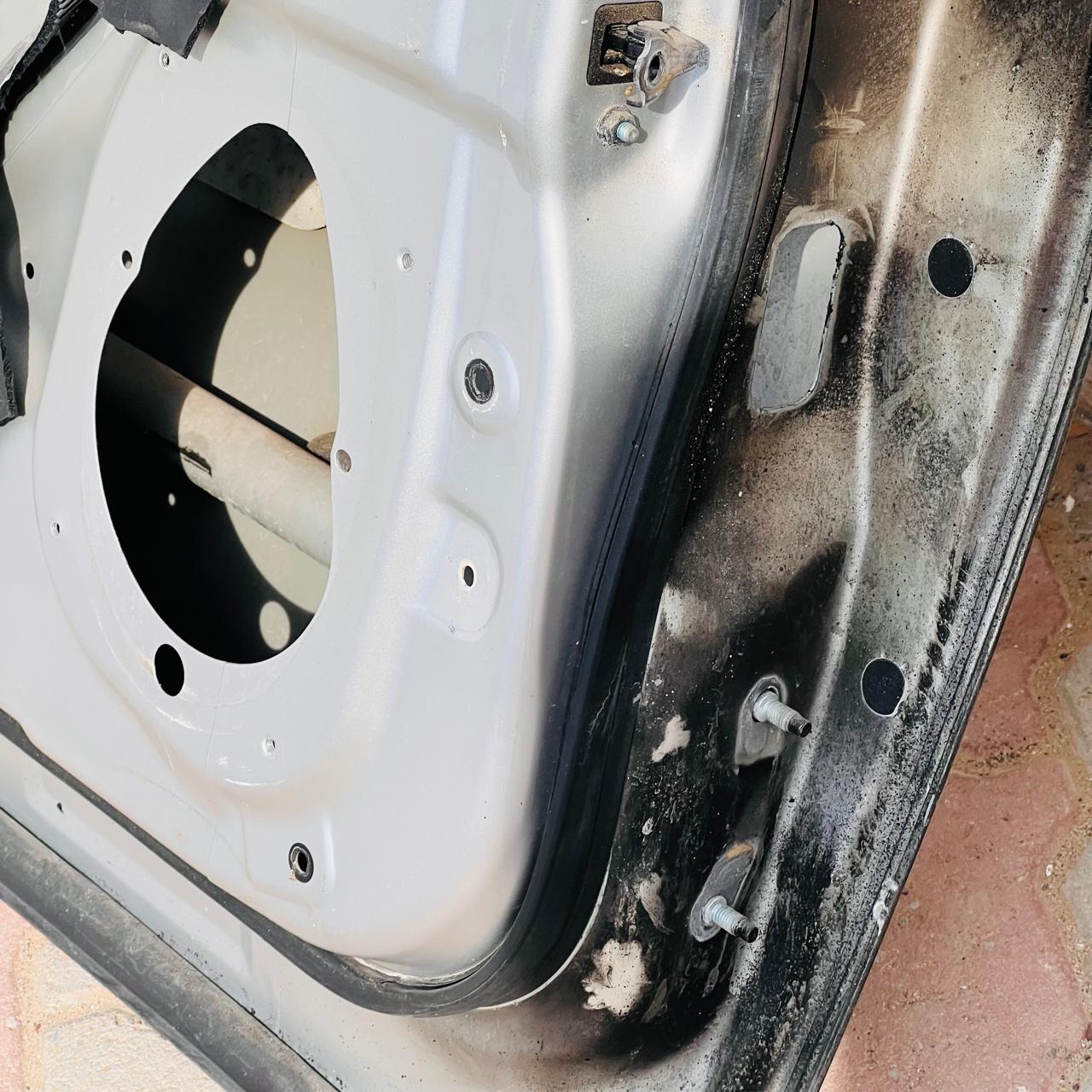 إنفينيتي QX56 11-13 باب أمامي للسائق الأيسر فضي H010A1LAMA C020 OEM 2011 2012 2013