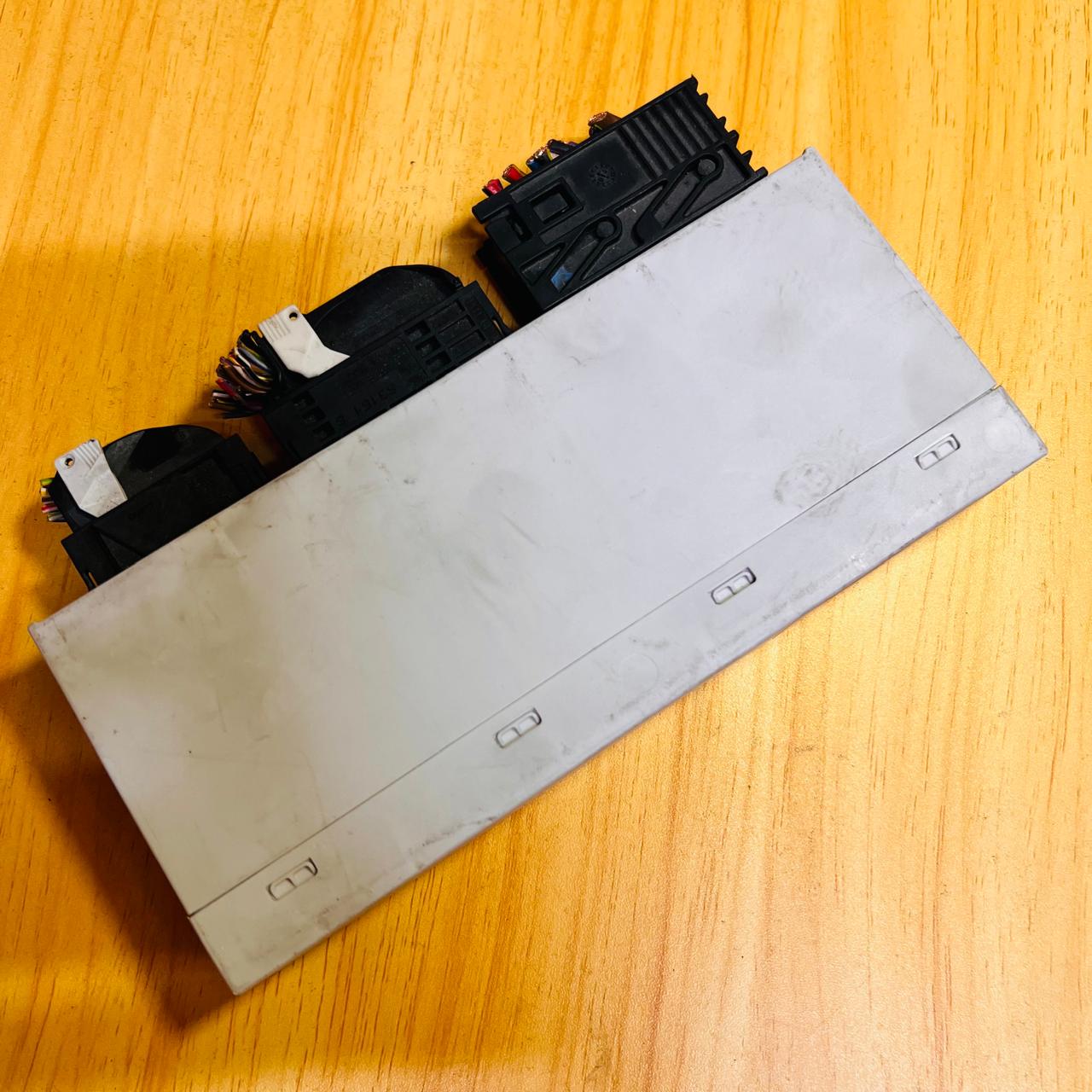 61.35-6-944-840 / 61356944840 / 6944840 / 57762110 Body Control Module BCM BMW X3, automan spare parts