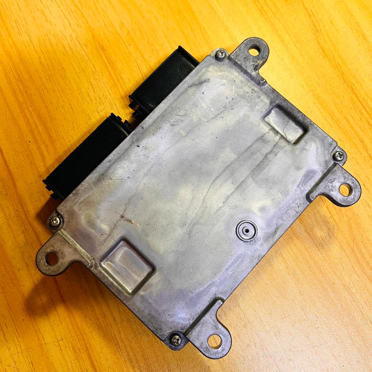 1860C983 / E6T79584H Mitsubishi Outlander 2012-2021 Engine control unit ECU, automan spare parts