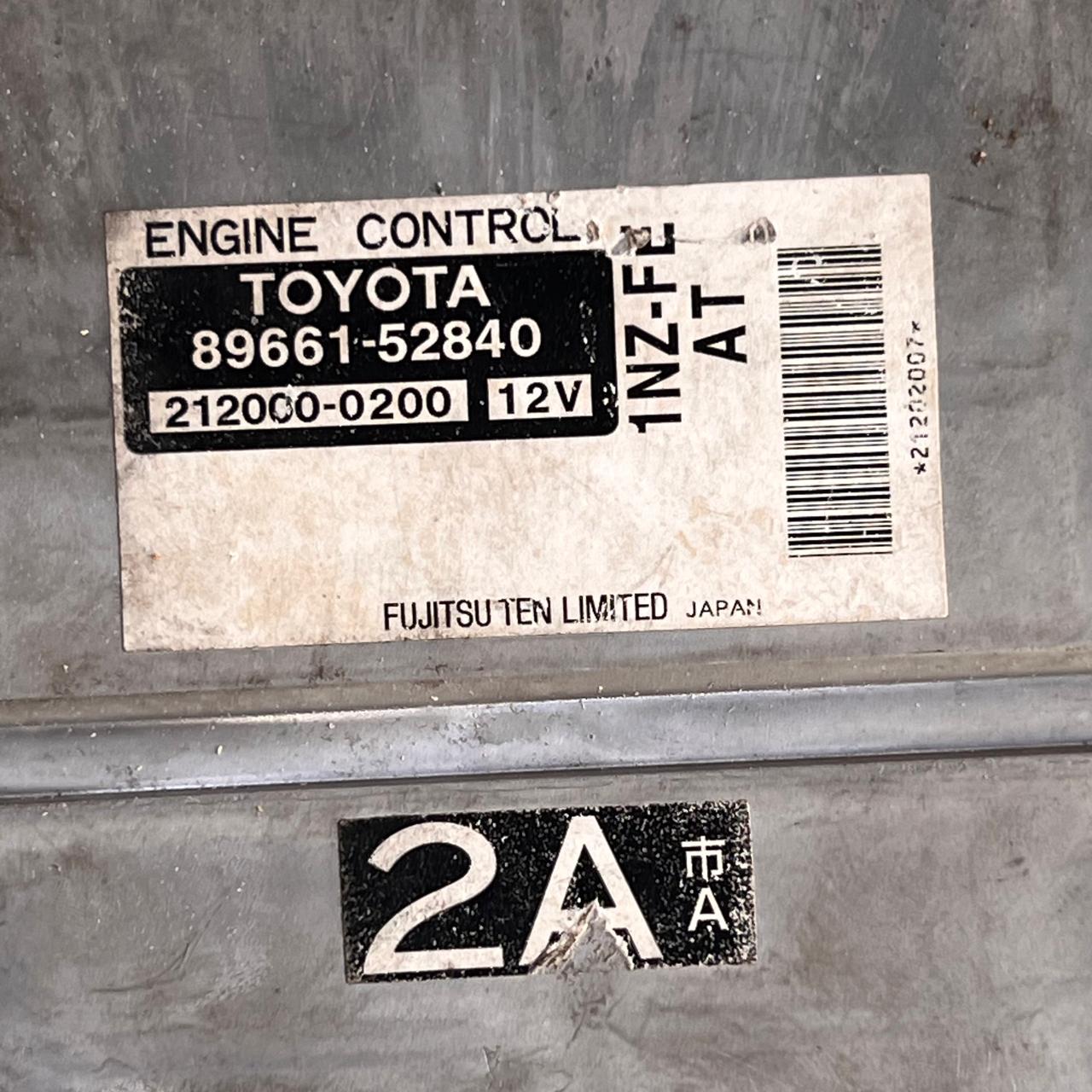 Toyota  Engine control unit ECU 89661-52840 8966152840