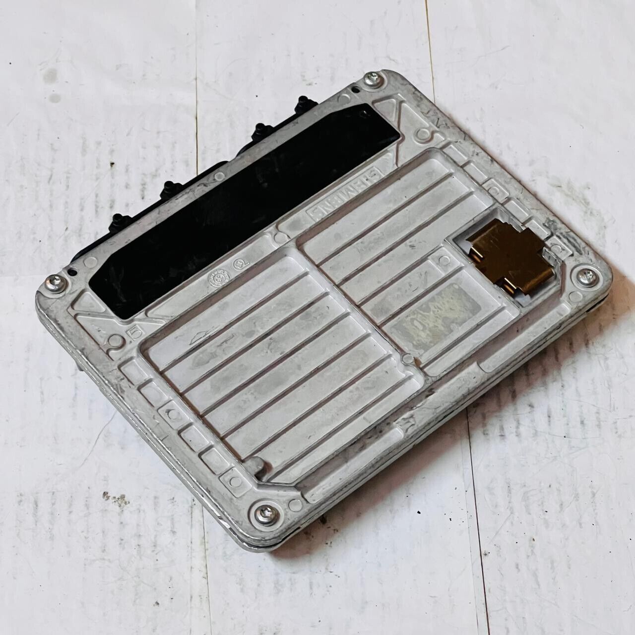 Volkswagen Siemens Engine Control Unit ECU - 3B0907557C / 5WP433204
