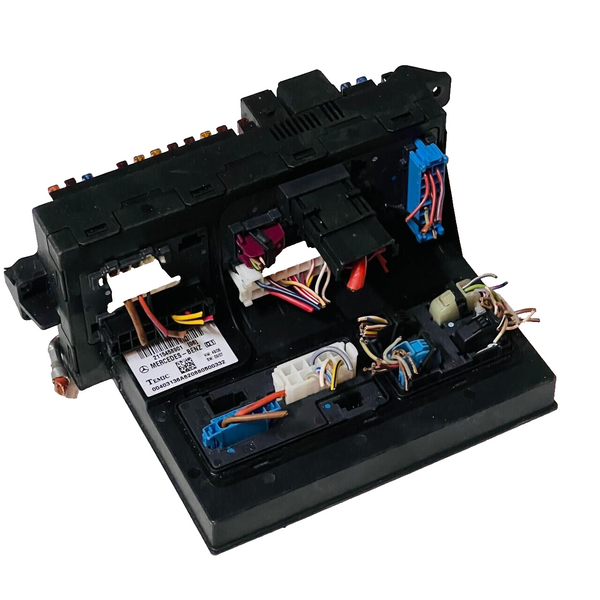 Kit Prise De Fusible Mercedes Classe E W211 - Référence 2115408507 - Pièce D'Origine - Occasion