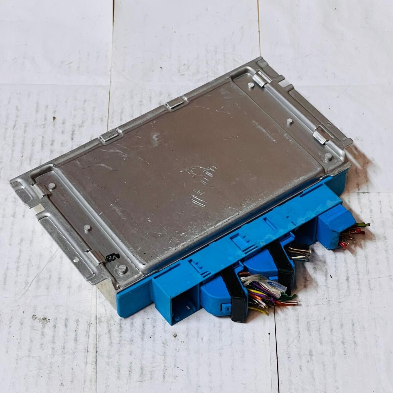 2001-2002 BMW 325i 525i Transmission Control Module TCM - 0260002642 / 7522980
