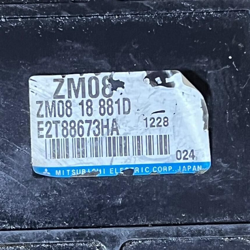 Ford Laser Engine Control Unit ECU - ZM0818881D / E2T88673HA