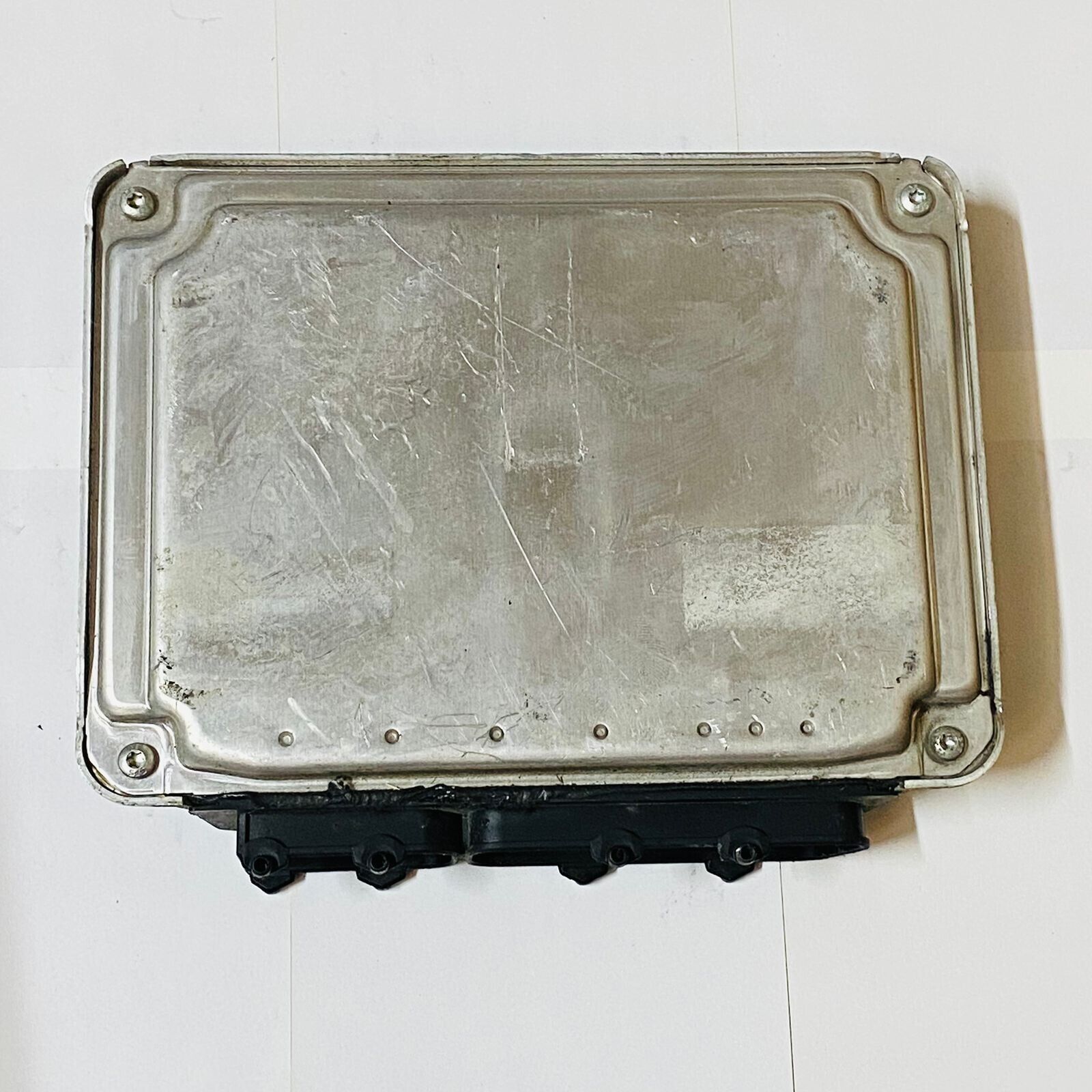 Volkswagen Engine Control Unit ECU - 036906032G / 0261207190