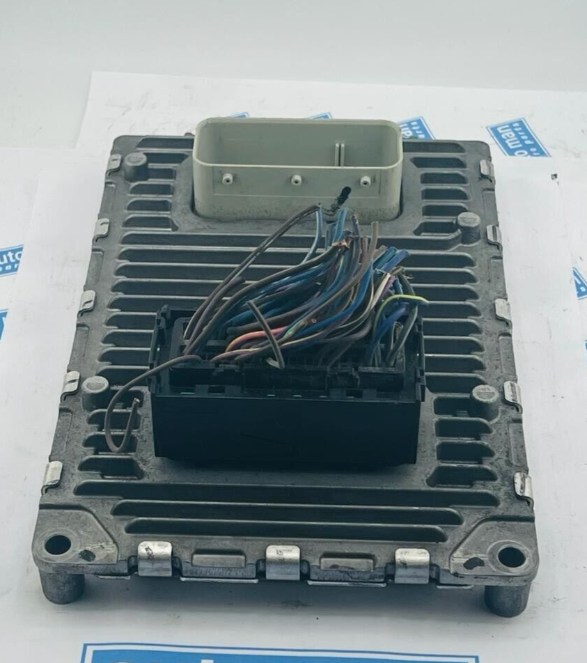 2011-2012 Dodge Journey Engine Control Unit ECU P05150656AA Module 989-28B5