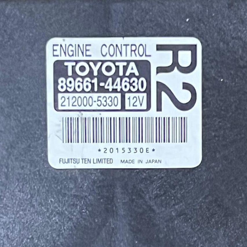 TOYOTA Isis 2010 Engine Control Unit ECU 89661-44630 / 212000-5330 / 8966144630