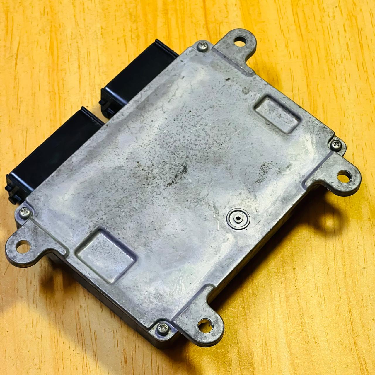 1860C422 / E6T80493H ecm engine control module 2.0 for 2015-2016 Mitsubishi Outlander Sport oem, automan spare parts