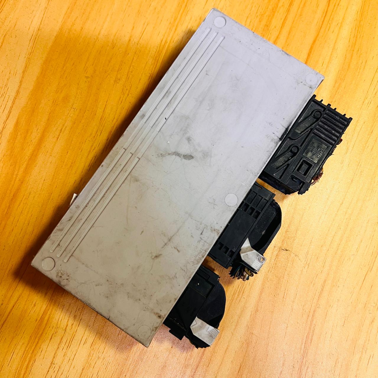 61.35-6914364.9 / 689667 / 460101 / 613569143649 BMW E46 Comfort Control Module BCM, automan spare parts