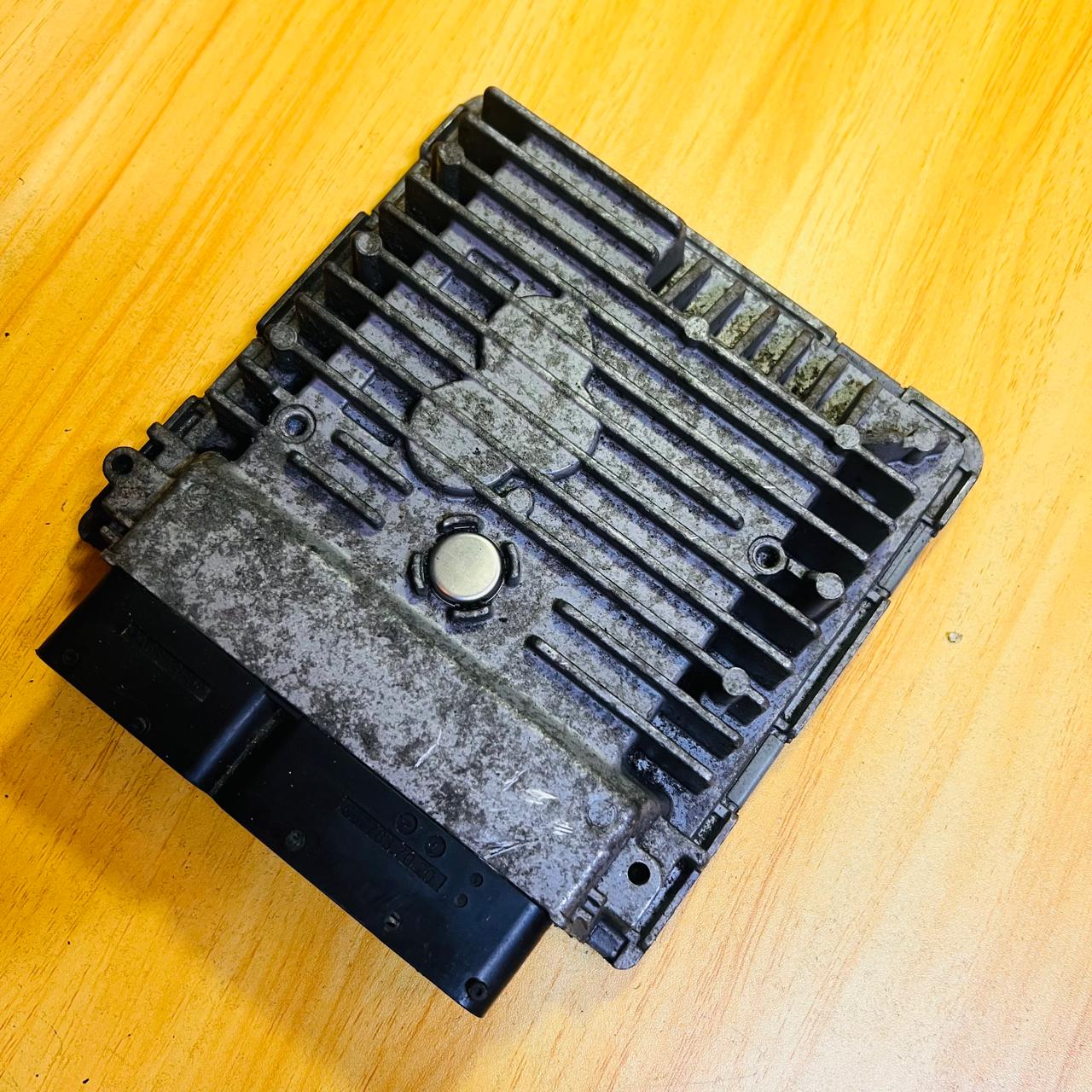 03L906023MN / 5WP42693AA / 03L907425C Volkswagen Golf Mk6 1.6 TDI Engine Control Unit ECU Genuine OEM, automan spare parts
