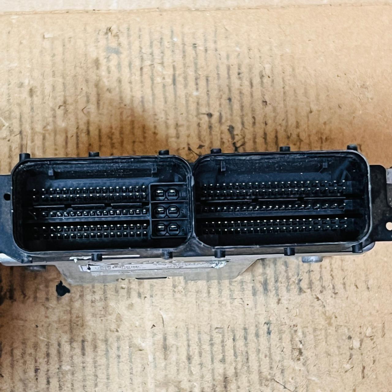 39109-3CGD0 وحدة التحكم في محرك KIA K7 ECU 391093CGD0