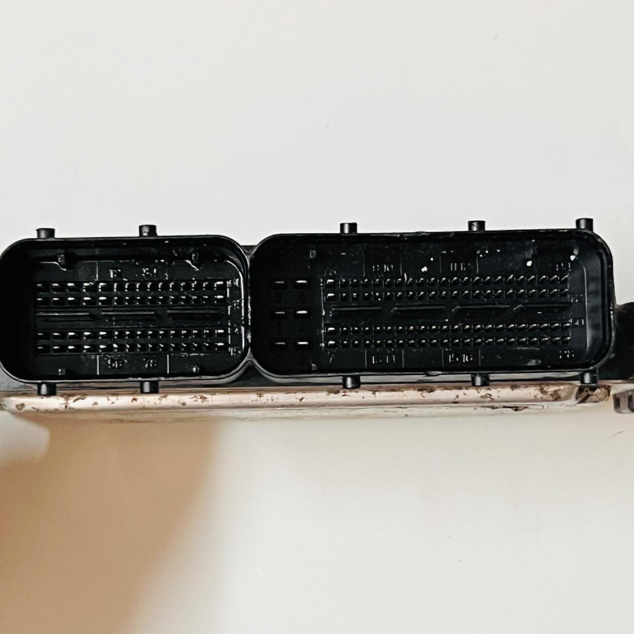 وحدة التحكم في محرك كيا K7 ECU 391002A611 39100-2A611