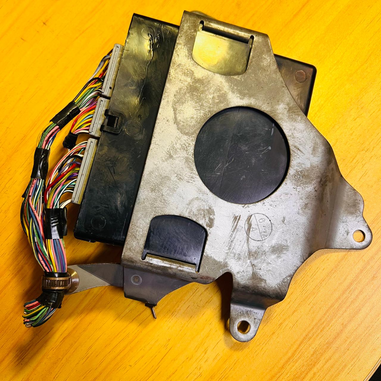 079400-5471 / 89540-30B30 / 0794005471 / 8954030B30, 2009 Toyota / Lexus GS ABS Actuator OEM Brake Control Module, automan spare parts