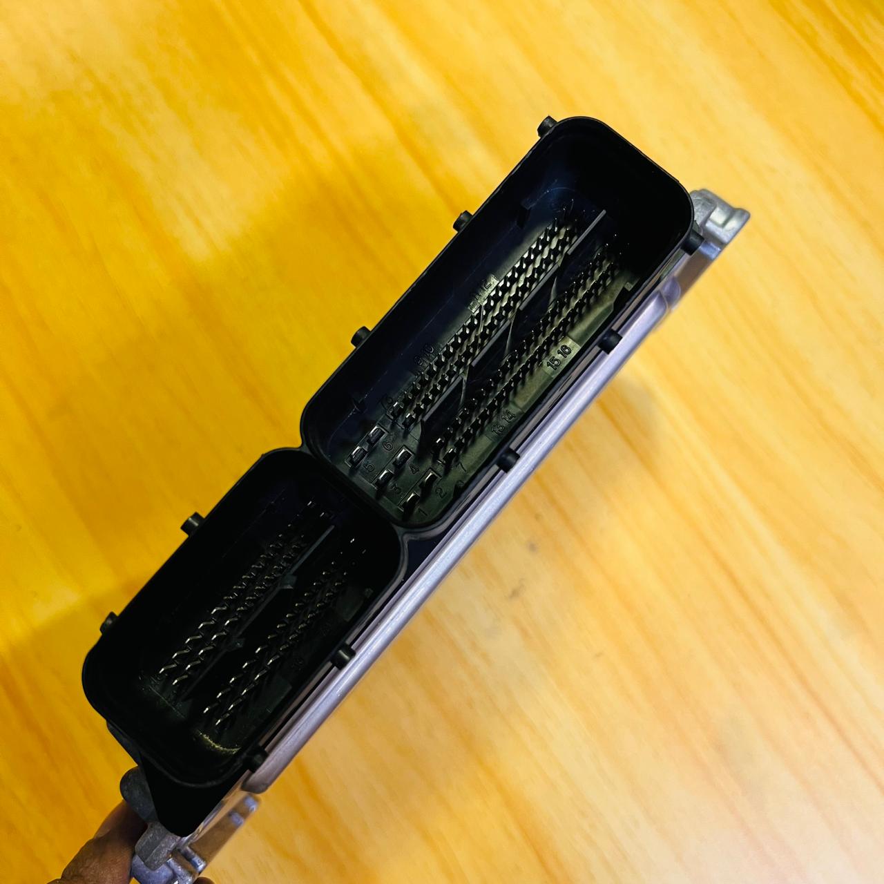 0281015440 / 39113-27297 / 1039S28215 / F0JM0T2EIH1S /  39113-27297 Hyundai Tucson Engine Control Module ECU, automan spare parts