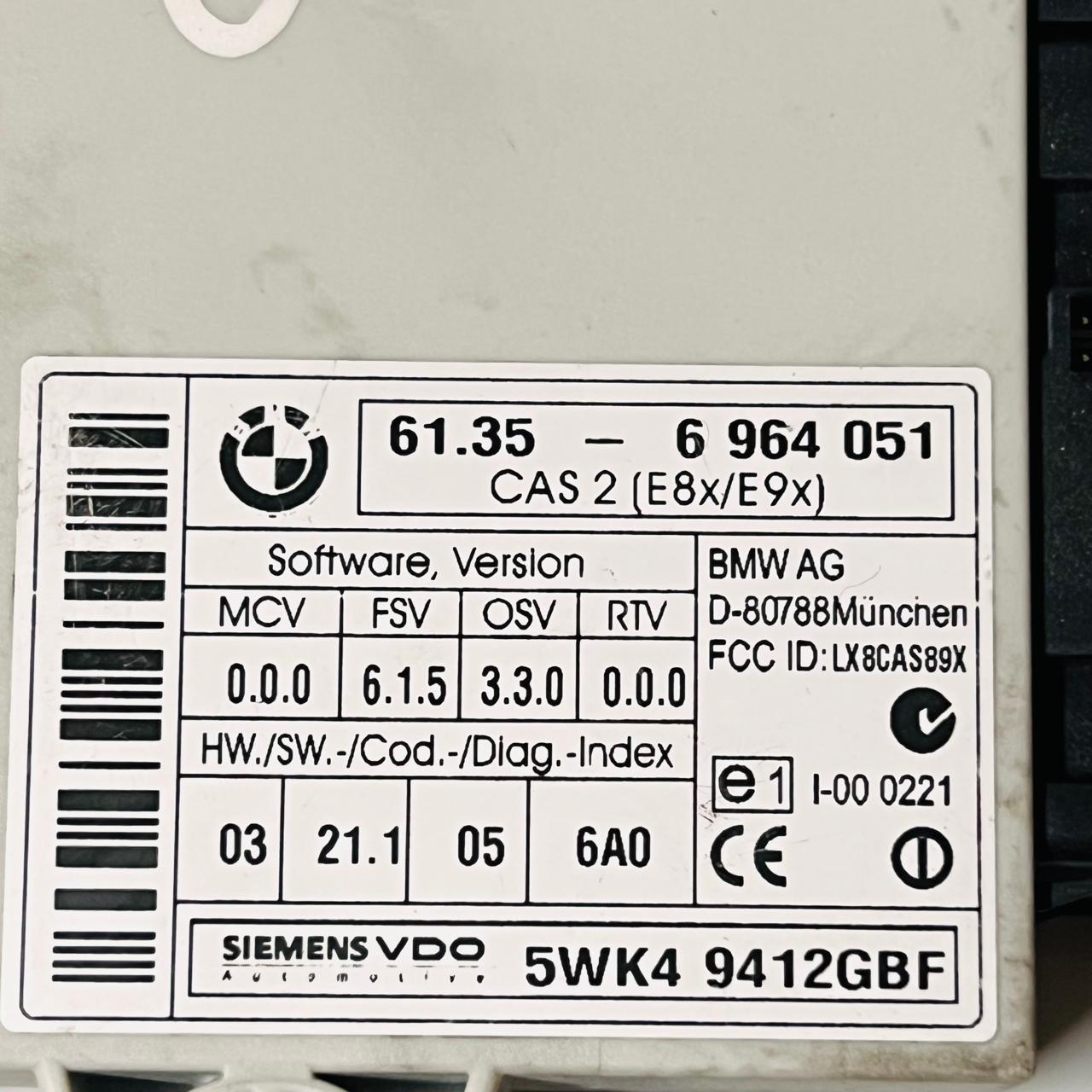 وحدة التحكم في نظام الوصول لسيارة BMW E90 E87 رقم 6964051