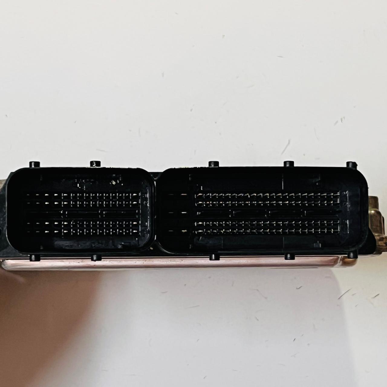وحدة التحكم في محرك فولكس فاجن جولف 1KCAV ECU 03C906027G 0261S04348 OEM 