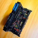 9234421-01 / 2-1703344-2 / 10681810 / 923442101 / 217033442 / 106818 10 2011–2017 BMW 535i GT F07 Front Fuse Box With BCM Chassis Body Control Module OEM, automan spare parts