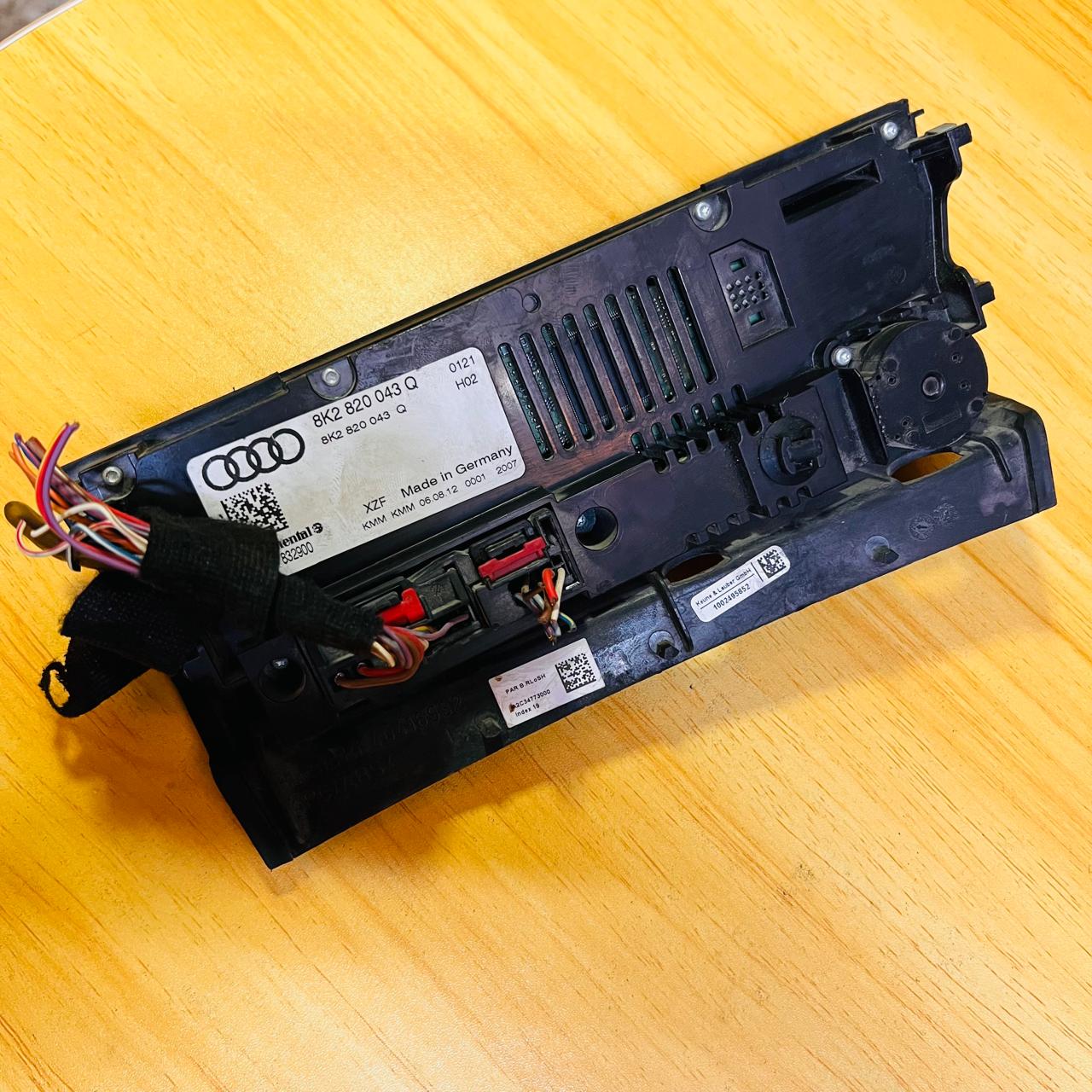 8K2820043Q / A2C37832900 Audi 8K2 Climate Control Unit RHD OEM, automan spare parts