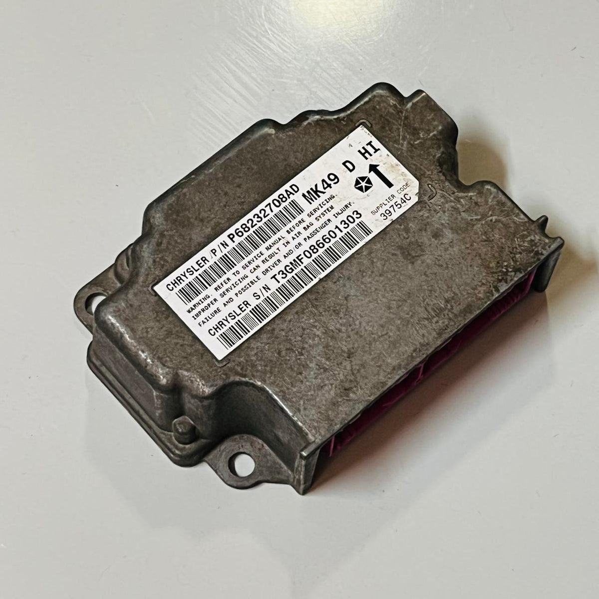 جيب كومباس 2016 P68232708AD نظام التحكم في الوسادة الهوائية T3GMF086601303