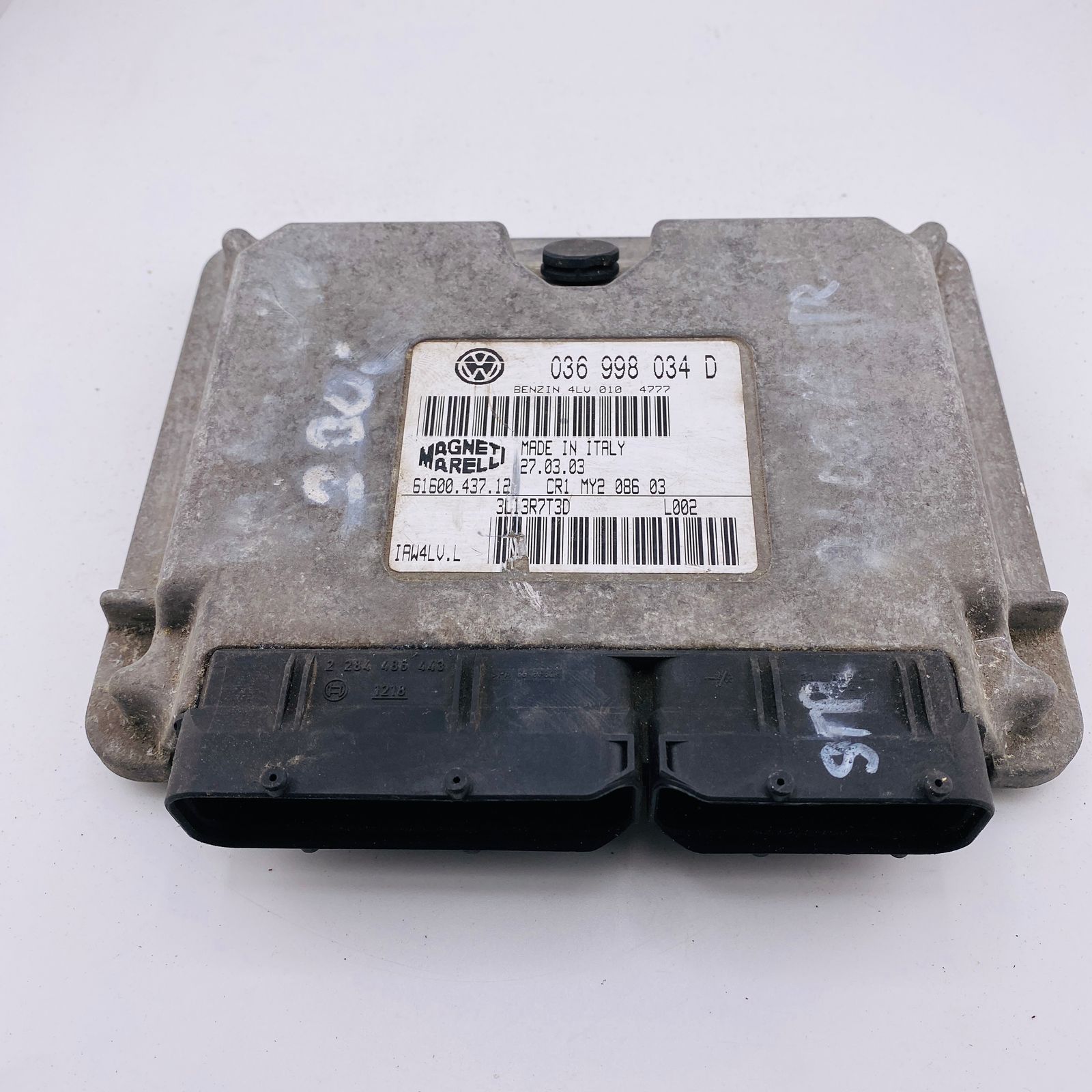 036998034D VW Polo 3 6N (النوع: 6N/6K)/ وحدة التحكم في محرك Vento