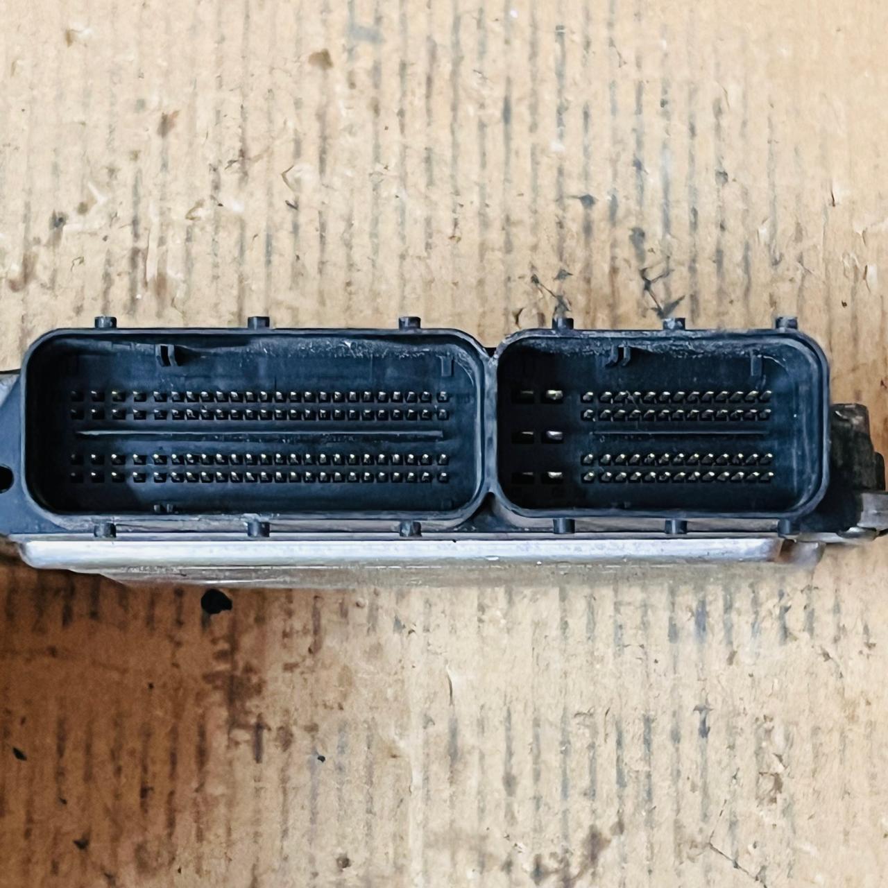 وحدة التحكم في محرك بونتياك ECU 92208168 0261209319