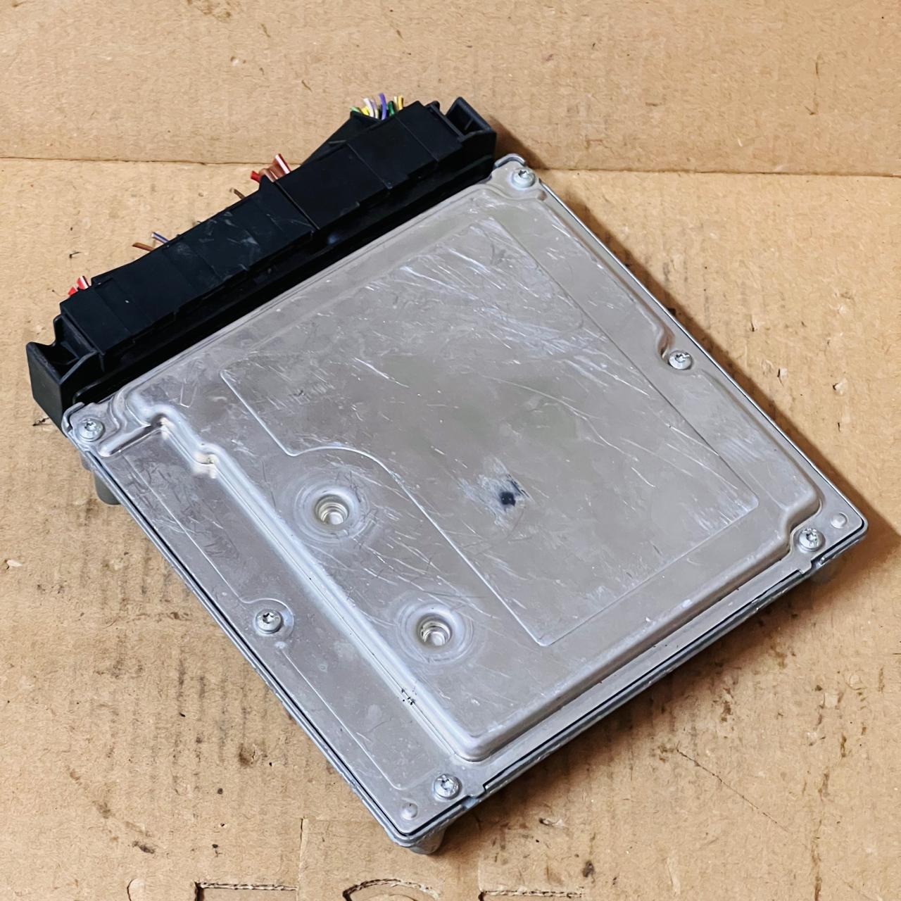 وحدة التحكم في المحرك ECU لسيارة BMW E87 E90 120i 320i N46 ECM 0261208582 7552176