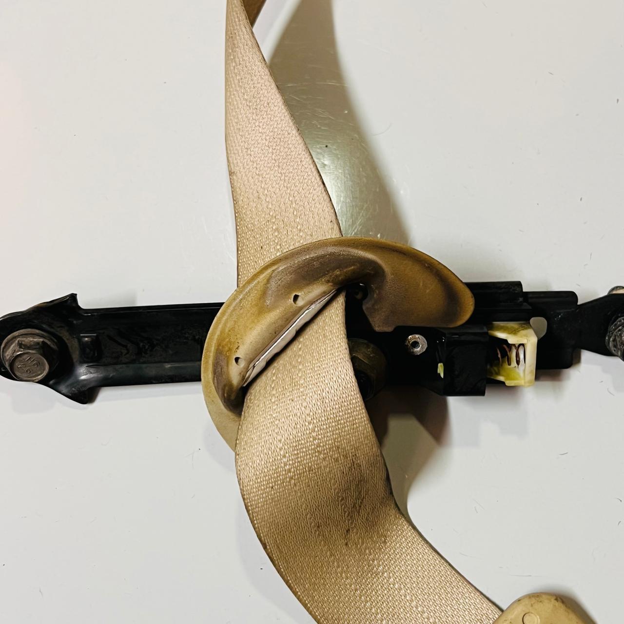 2012 INFINITI QX56 Right Front Seat Belt Retractor C9749HR11 N1905