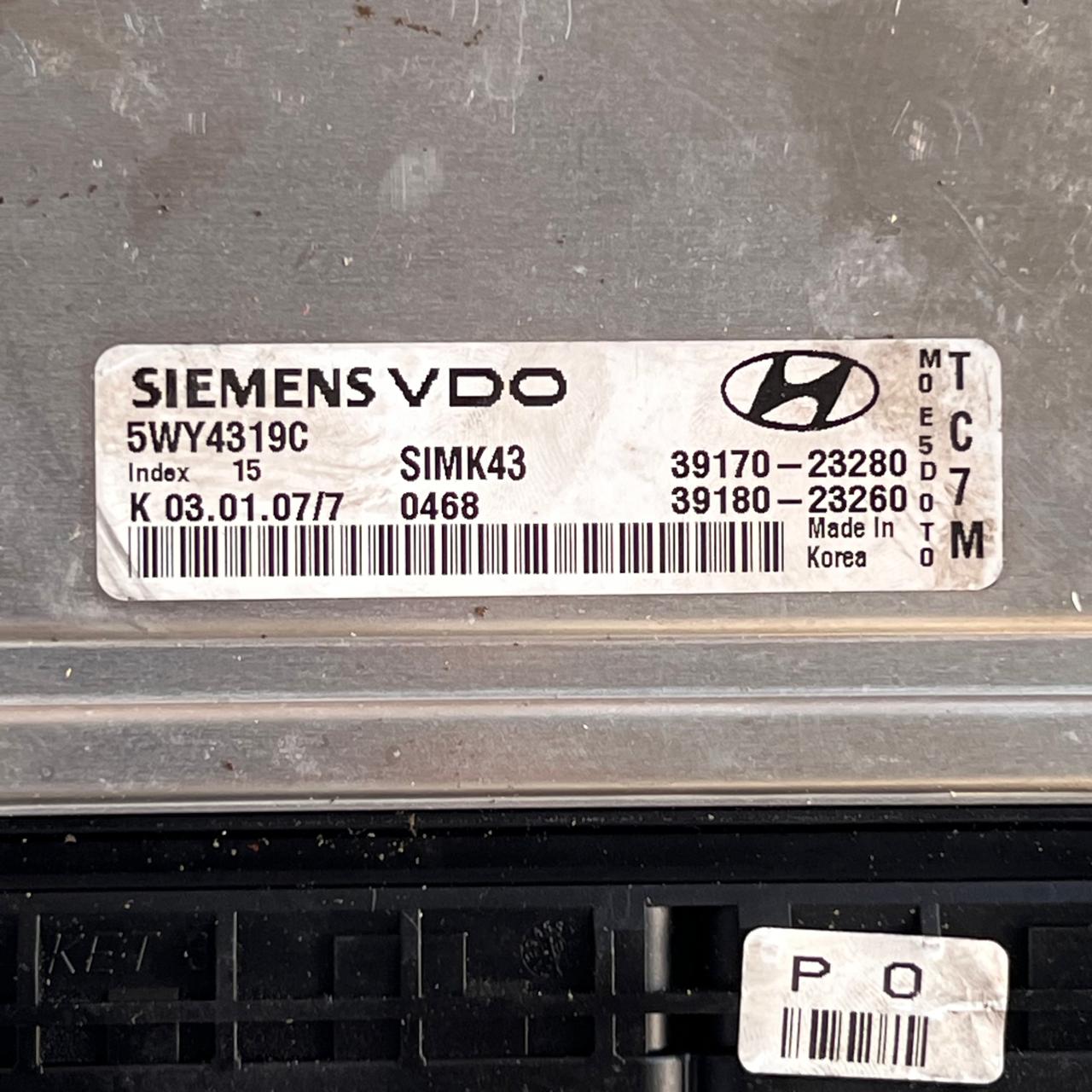 Hyundai Tucson Engine control unit ECU 2004-2009  39170-23280  5WY4319C