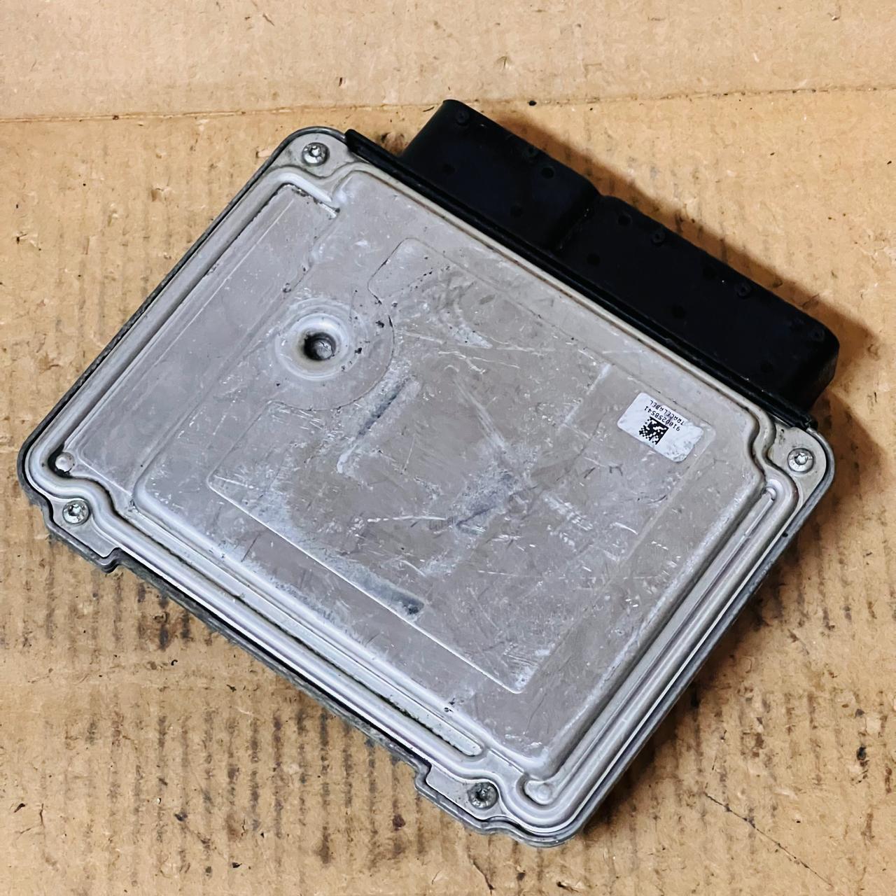 2005-2011 Chevrolet Captiva Engine Control Unit ECU - 96813187 0281012695