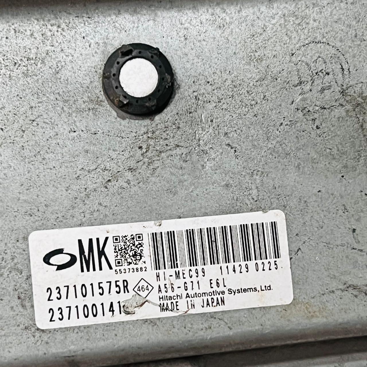 وحدة التحكم في محرك رينو Ecu A56-G71 E61 A56G71E61 237101575R 237100141