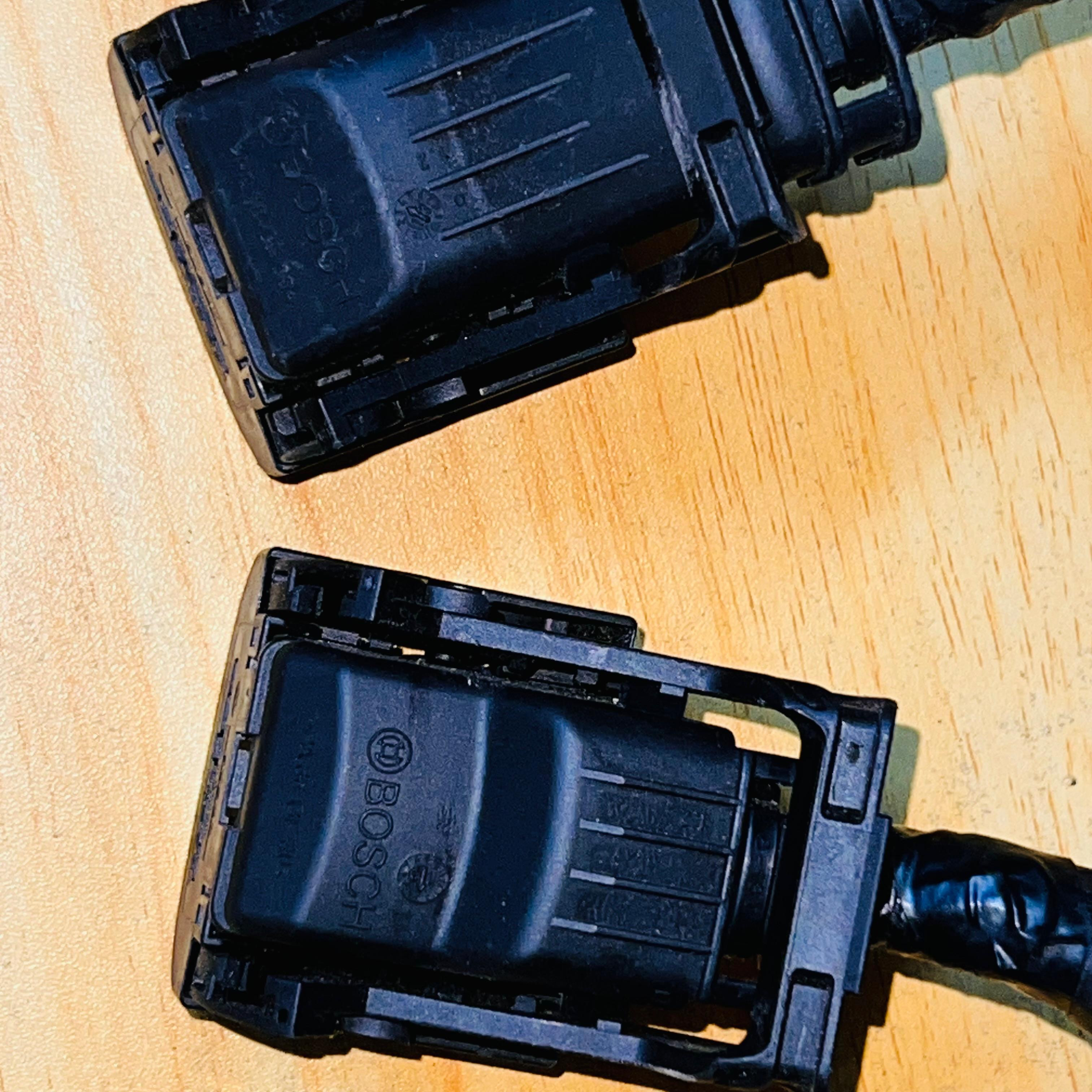 Suzuki Swift FZ Engine Control Unit ECU Plug/ Connector fits 0261S05790 / 3391071LA0, automan spare parts