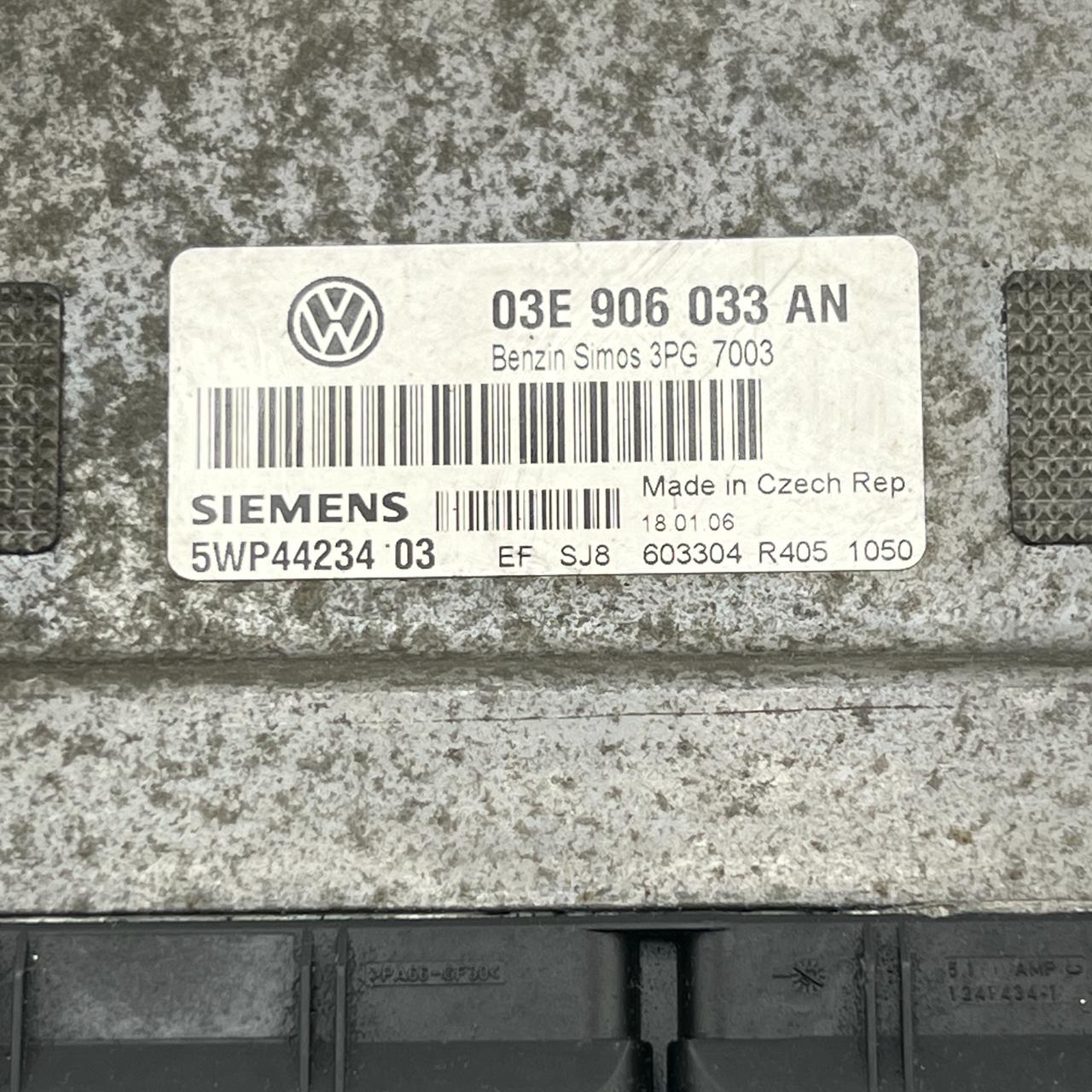 SKODA FABIA Petrol ECU Engine Control Unit Module 03E906033AN 5WP44234